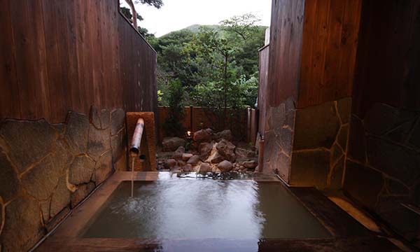 Rental hot spring baths “Hinoki no yu”